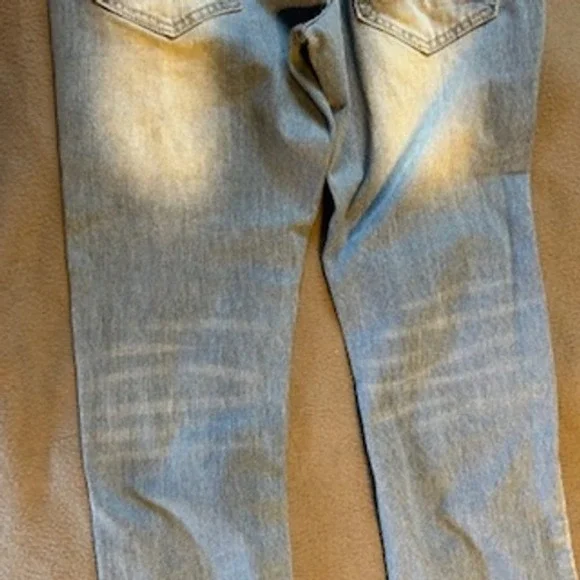 True Luck Mens Jeans Light Wash Straight Leg Distressed Faded Denim Size 30/30 - Picture 4 of 11